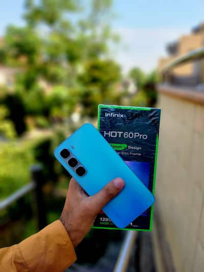 Infinix Hot 60 Pro (128) (PTA Proved) (Complete Box) Argent For Sale
