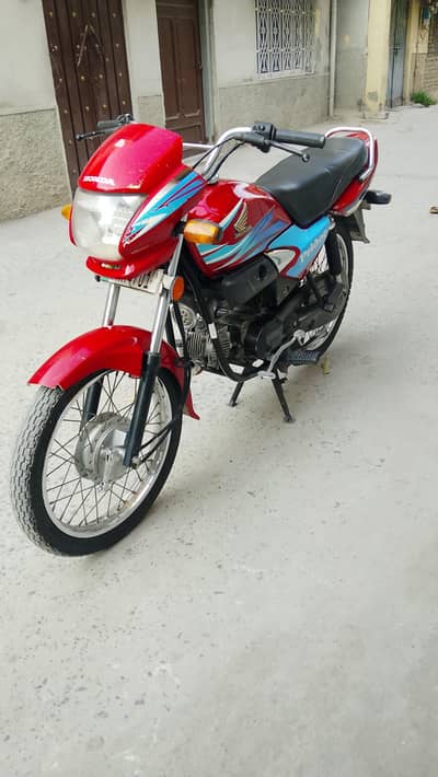 Honda 100 Model 2018