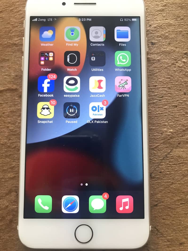 Apple iPhone 7 Plus 2