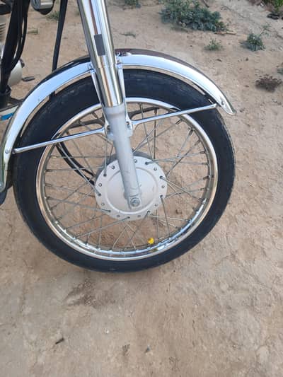 Honda 125 Black
