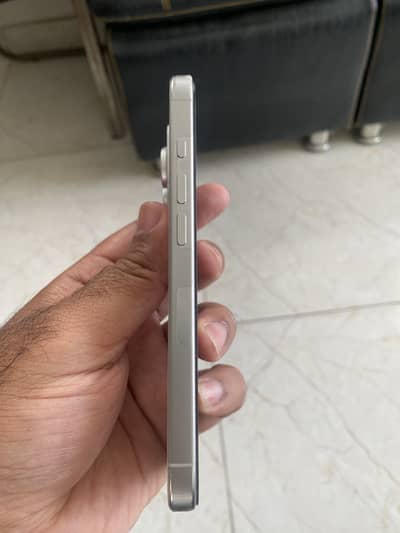 iPhone 16 pro non pta