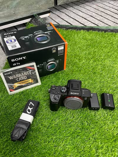 Sony A7 III Body with box 3 months official warranty Remening