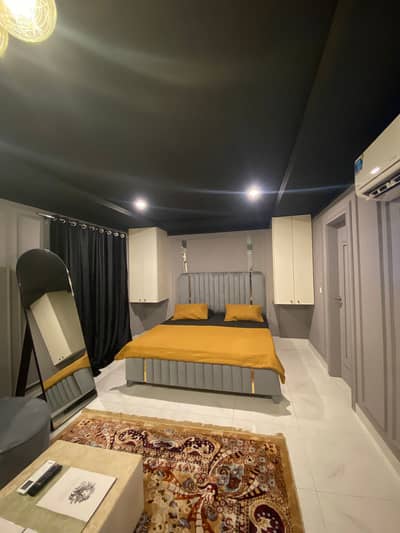 1 Bedroom VIP Full furnish flat per day available in Bahria town Lahore 0300 4561276