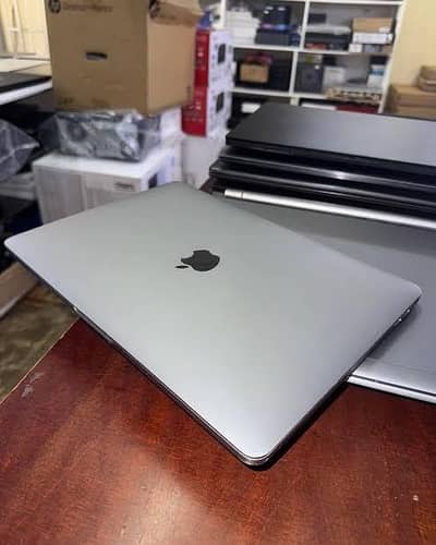 new laptop wholesale