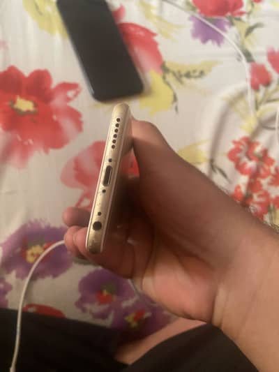Apple iPhone 6S