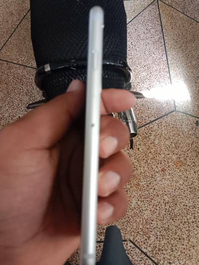 Apple iPhone 6