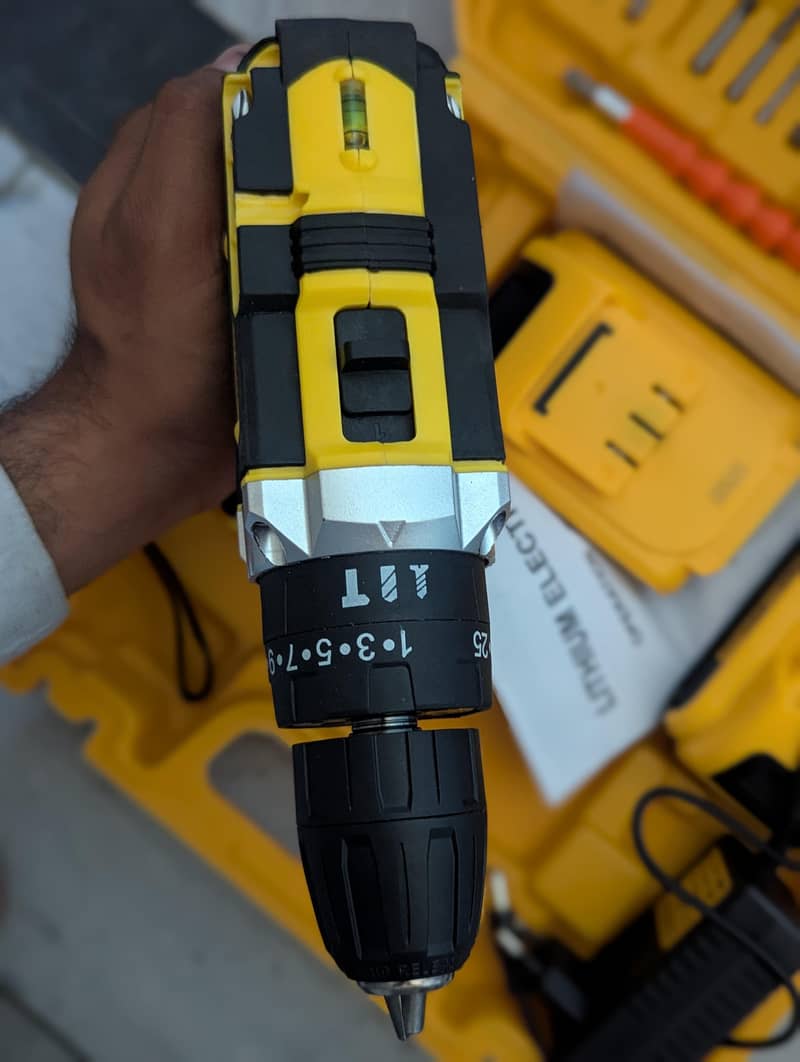 Cordless drill machine 2
