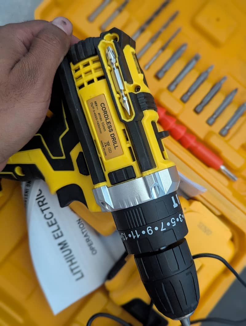 Cordless drill machine 3