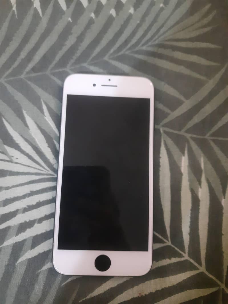 Apple iPhone 7 1
