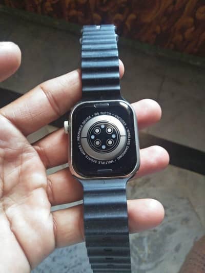 box b hea or belts b Dubai se ai Bluetooth per call wagara sab Hoti he