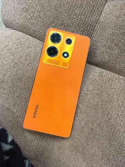 Infinix Note 30