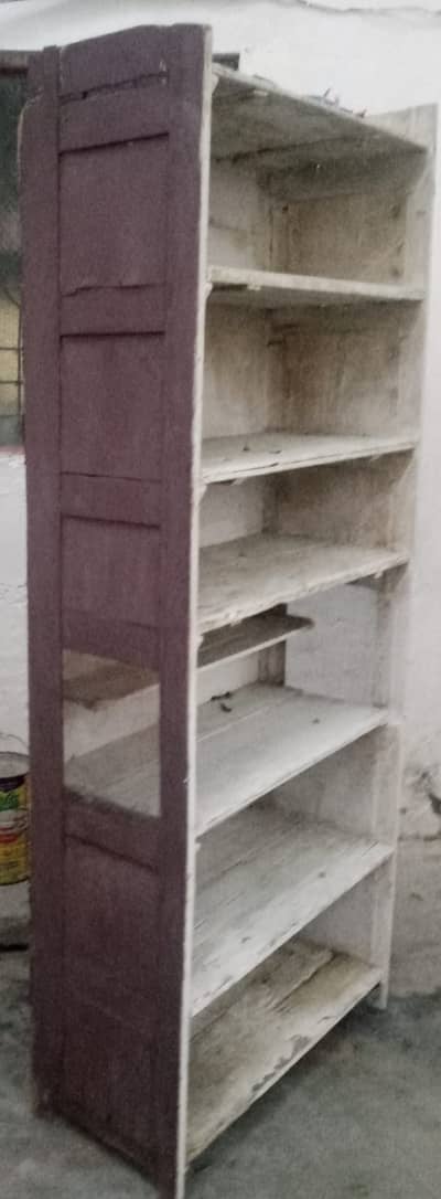 WOODEN DARAZ