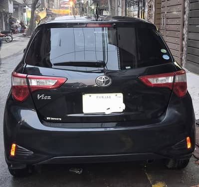 Toyota Vitz 2017