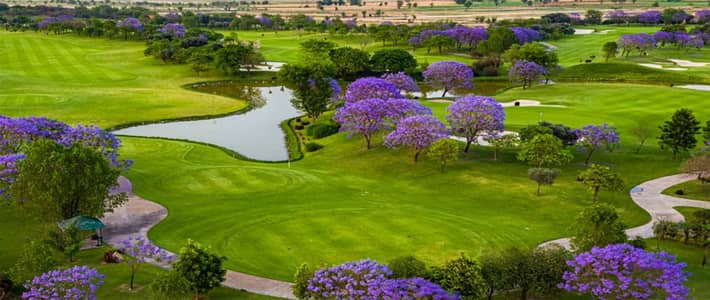 1 Kanal Facing Golf Lake Plot On Executive Location In Lake City
