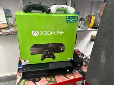 Xbox one(1tb)