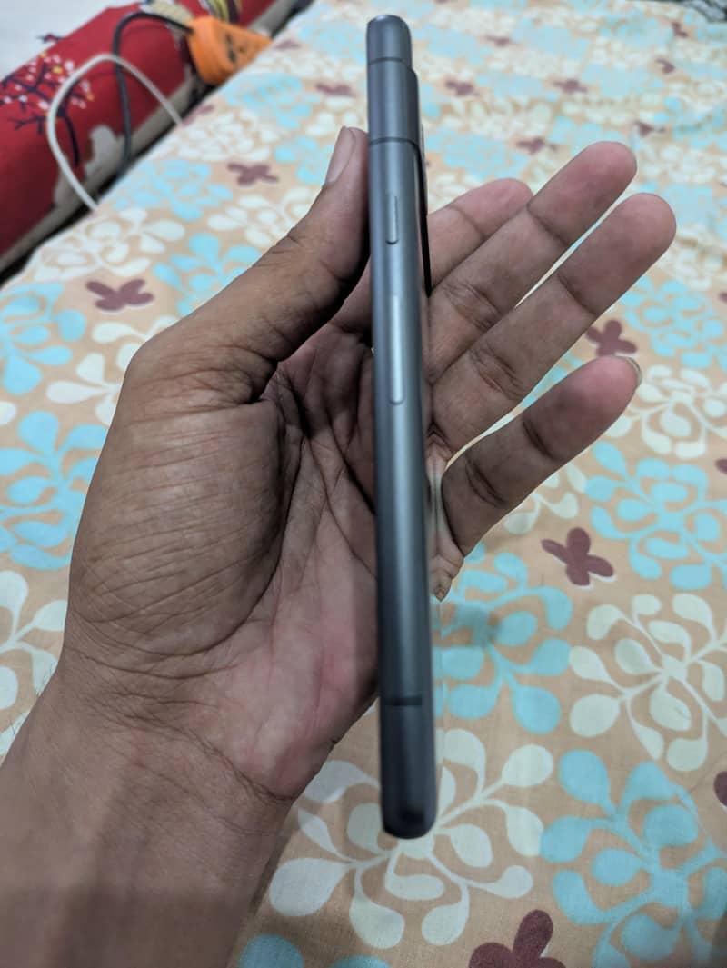 Google Pixel 7a 1