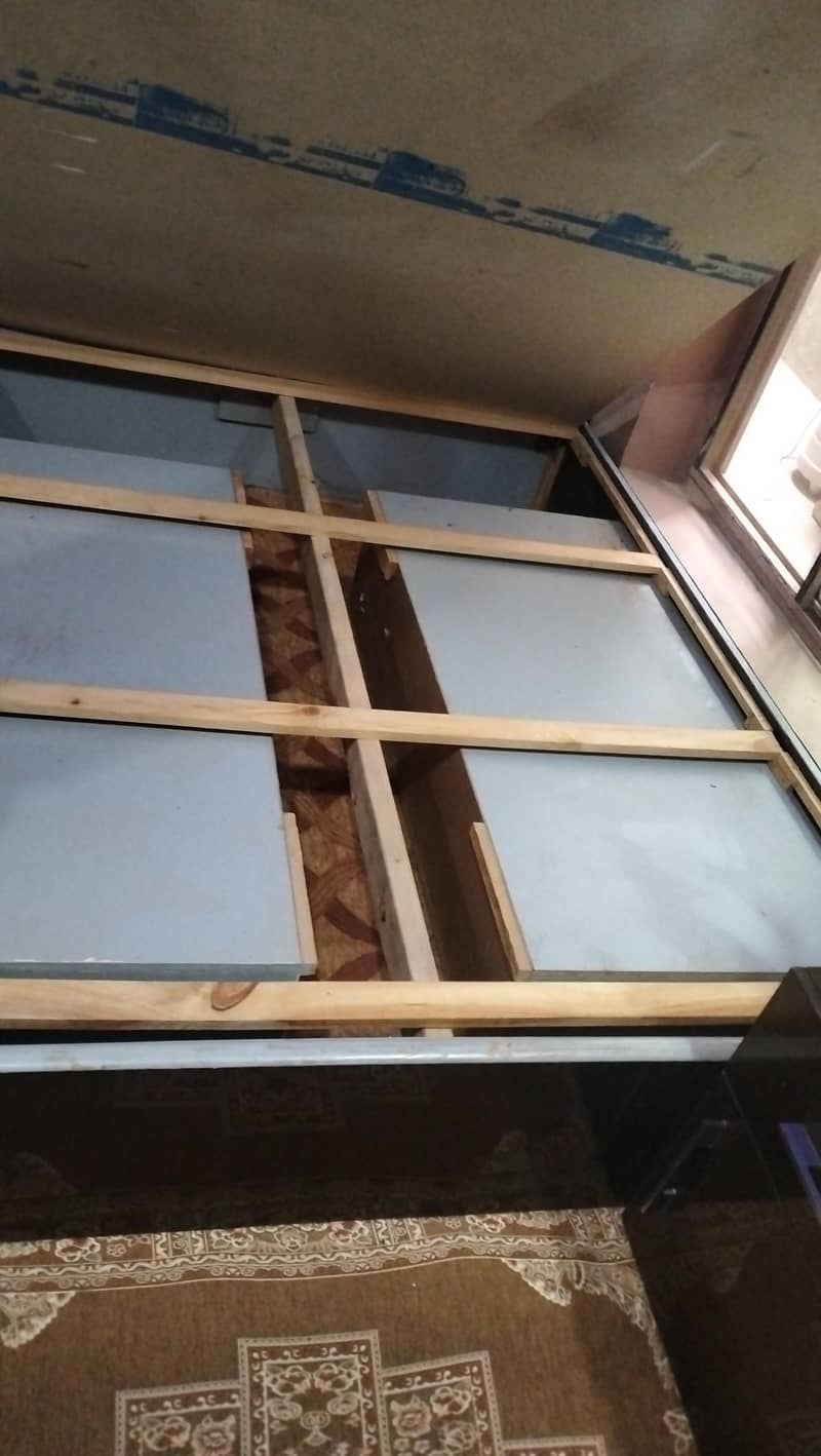 king size bed & dressing table &side tools 0