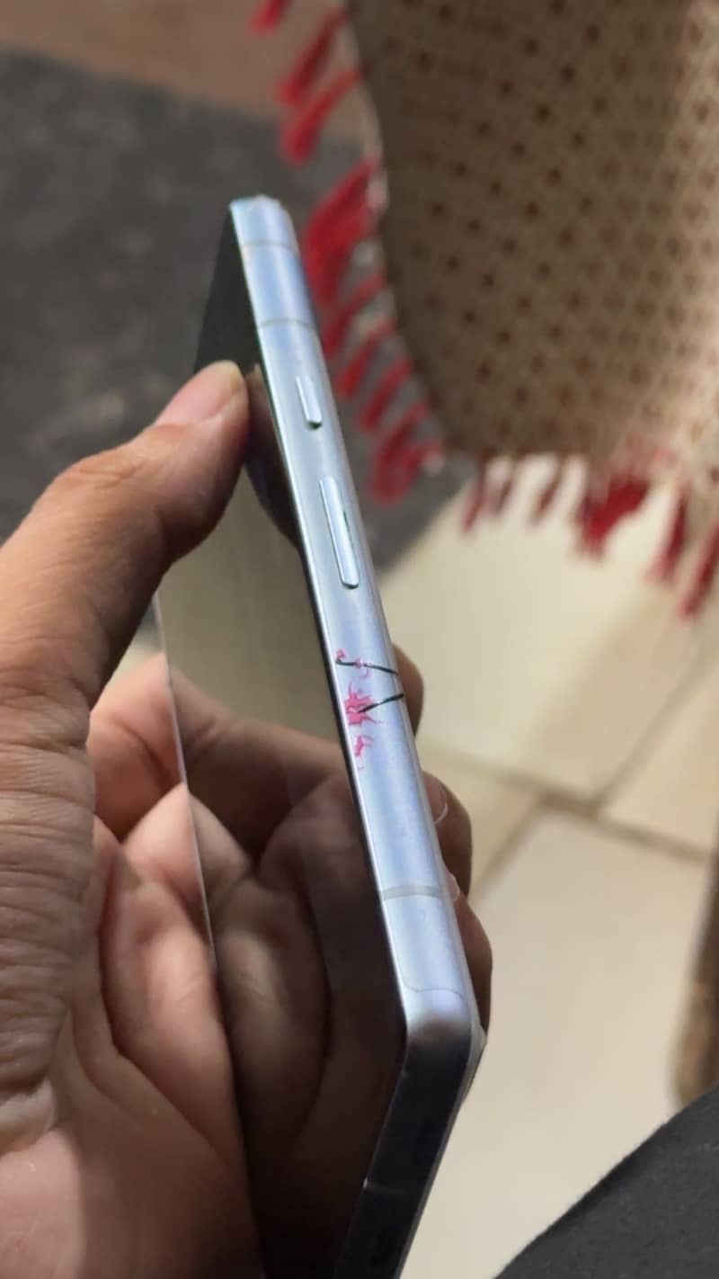 Google Pixel 7a 3