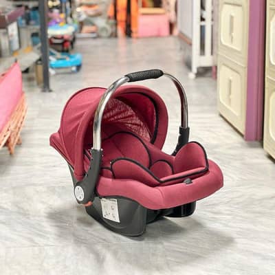 Carry cot and Car seat