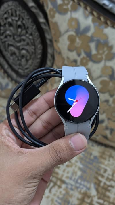 SAMSUNG GALAXY WATCH 5