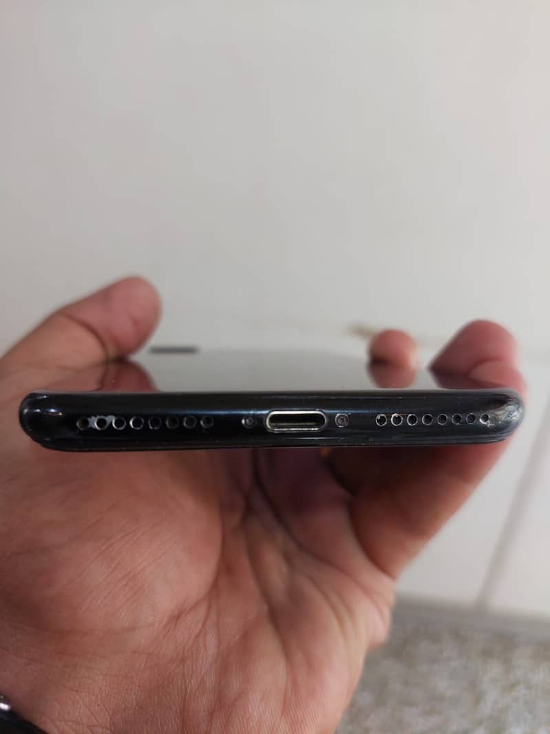 Apple iPhone 7 Plus 4