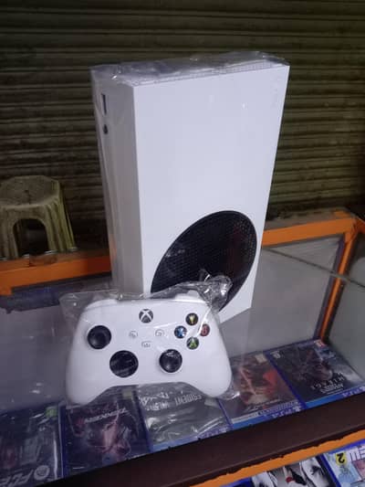 10 by 10 box ke sath series ps5 10/10 box ke sath mint condition