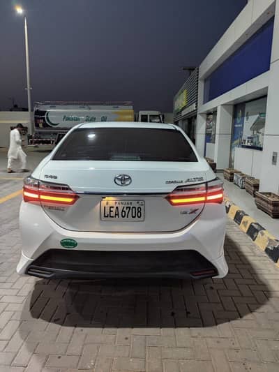 Toyota Corolla Altis 2017/18