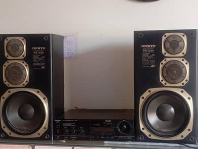 Technics SU-X845 Stereo Integrated Amplifier, and ONKYO Speakers
