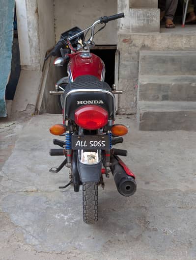 Honda 125 - 2022 Model - Well Maintained, Genuine Condition
