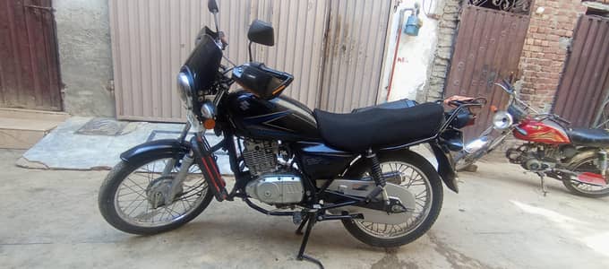 Suzuki GS 150 2024 | 14,000 KM Driven | First Owner Bike | Suzuki 150