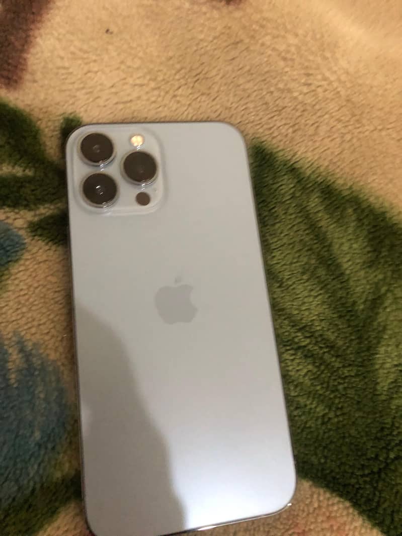 Apple iPhone 13pro max 0