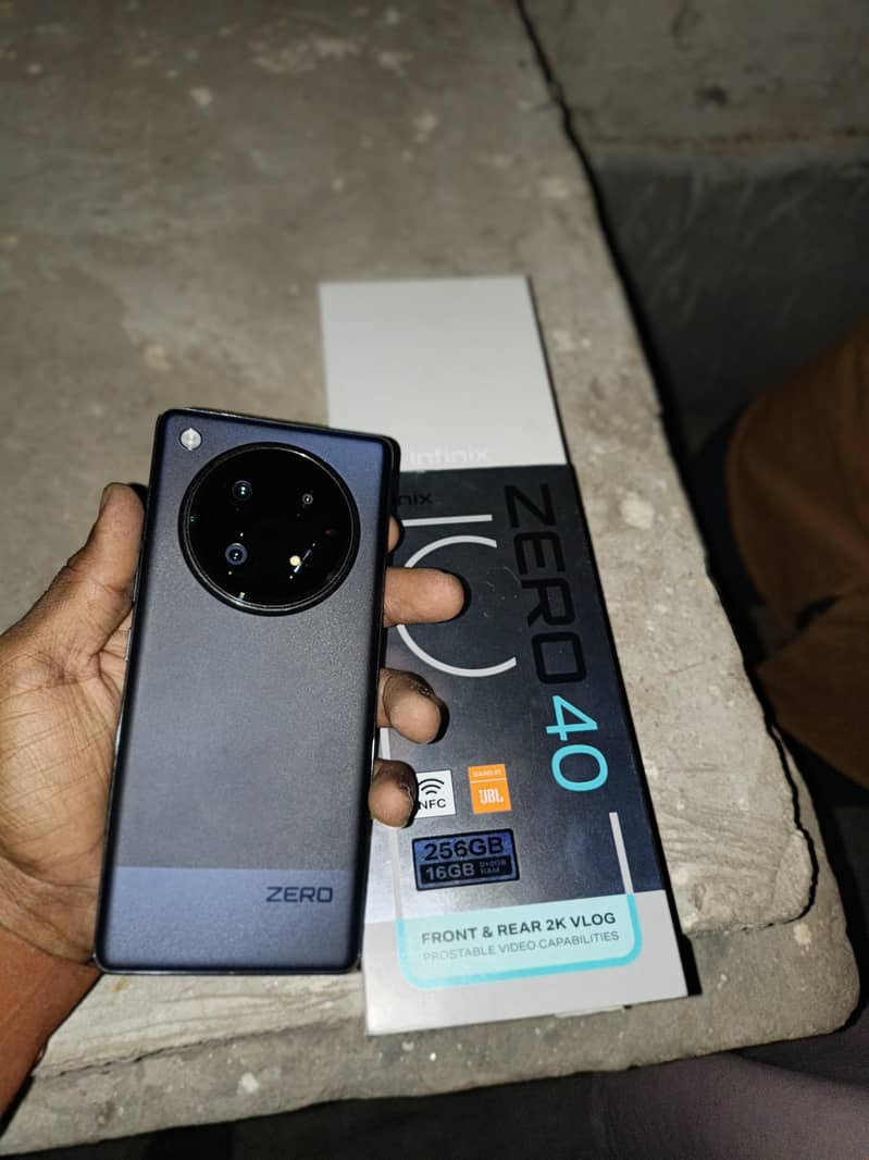 Infinix Zero 40 13