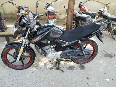Yamaha YBR 125 Black