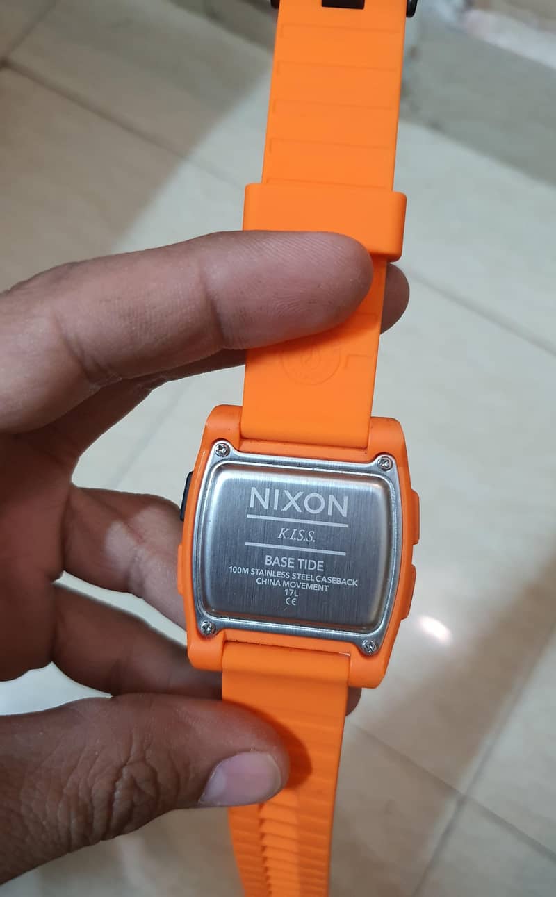 Nixon Base Tide 5