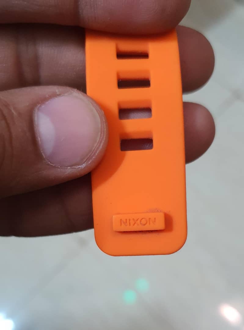 Nixon Base Tide 11