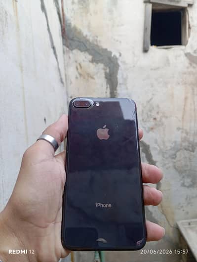 Apple iPhone 8 Plus 10/10 candtion