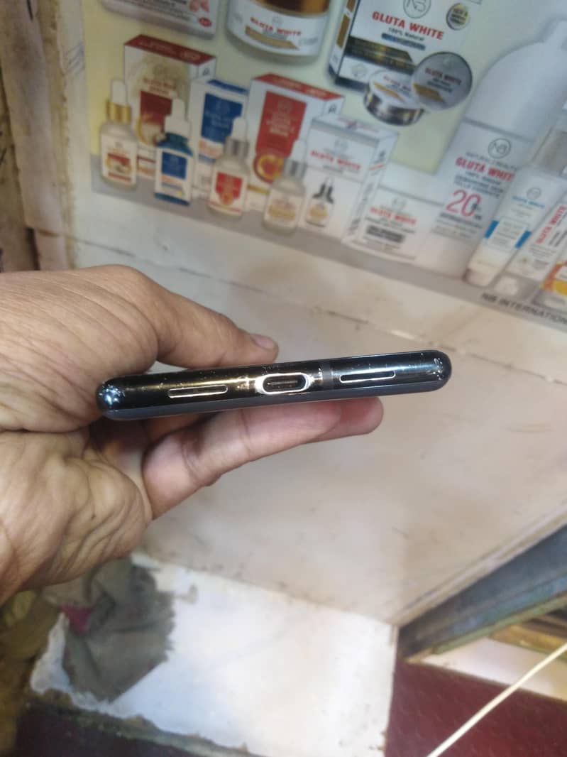 google pixel 6 pro 4
