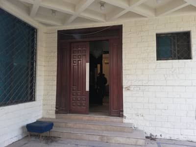 HOUSE FOR RENT IN F-7