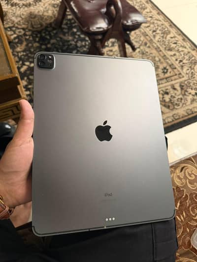 Apple IPAD PRO 256gb M2 89 batery health.