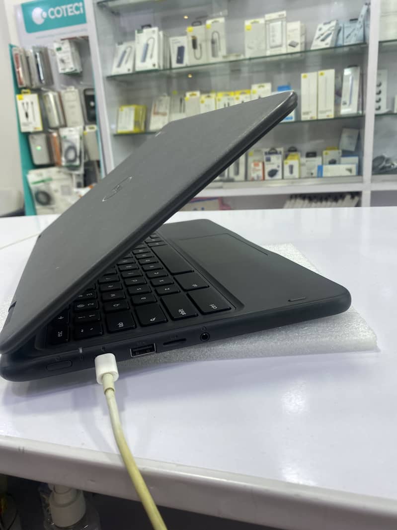 Chrome Book 4