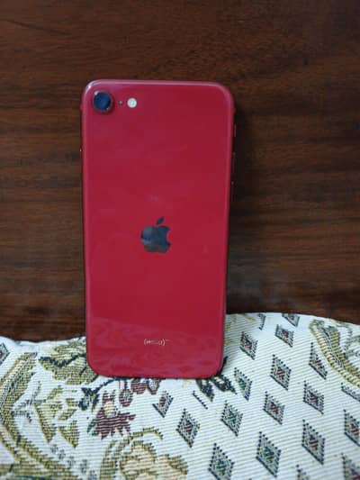 Apple iPhone SE