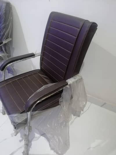 Office chairs available for sale quantity 6