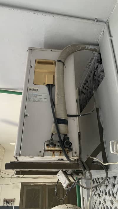 Leftover 1.5 Ton Dawlance AC