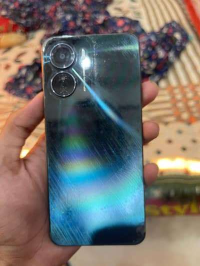 Vivo Y16