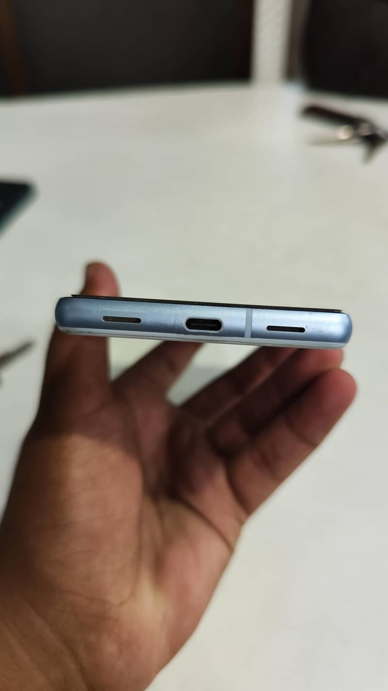 Google Pixel 7a 3