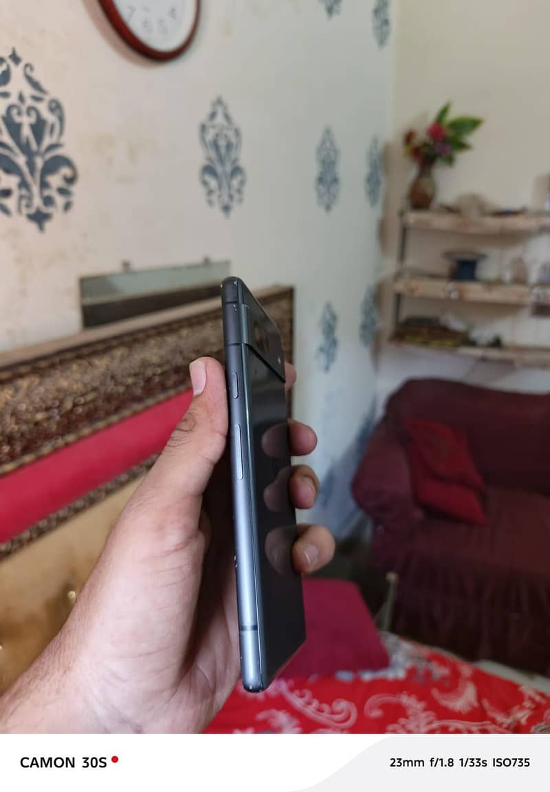 Google Pixel 7a 4