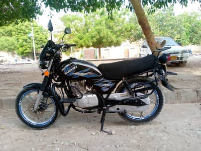 Suzuki GS SE 2019#0/3/1/7/0/0/2/4/6/2/9
