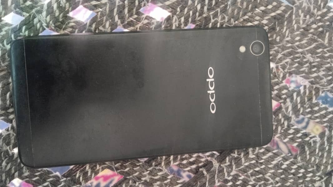 OPPO A37f 1