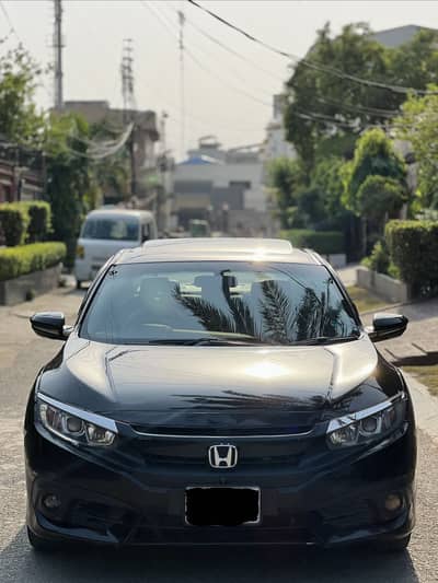 Honda Civic Oriel 1.8 i-VTEC CVT
