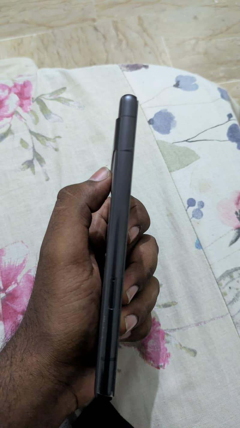 Google Pixel 7a 2
